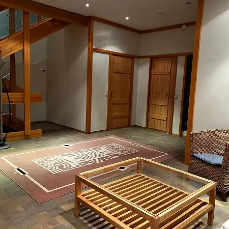 Vika Ranch - Hideaway House Vikajärvi